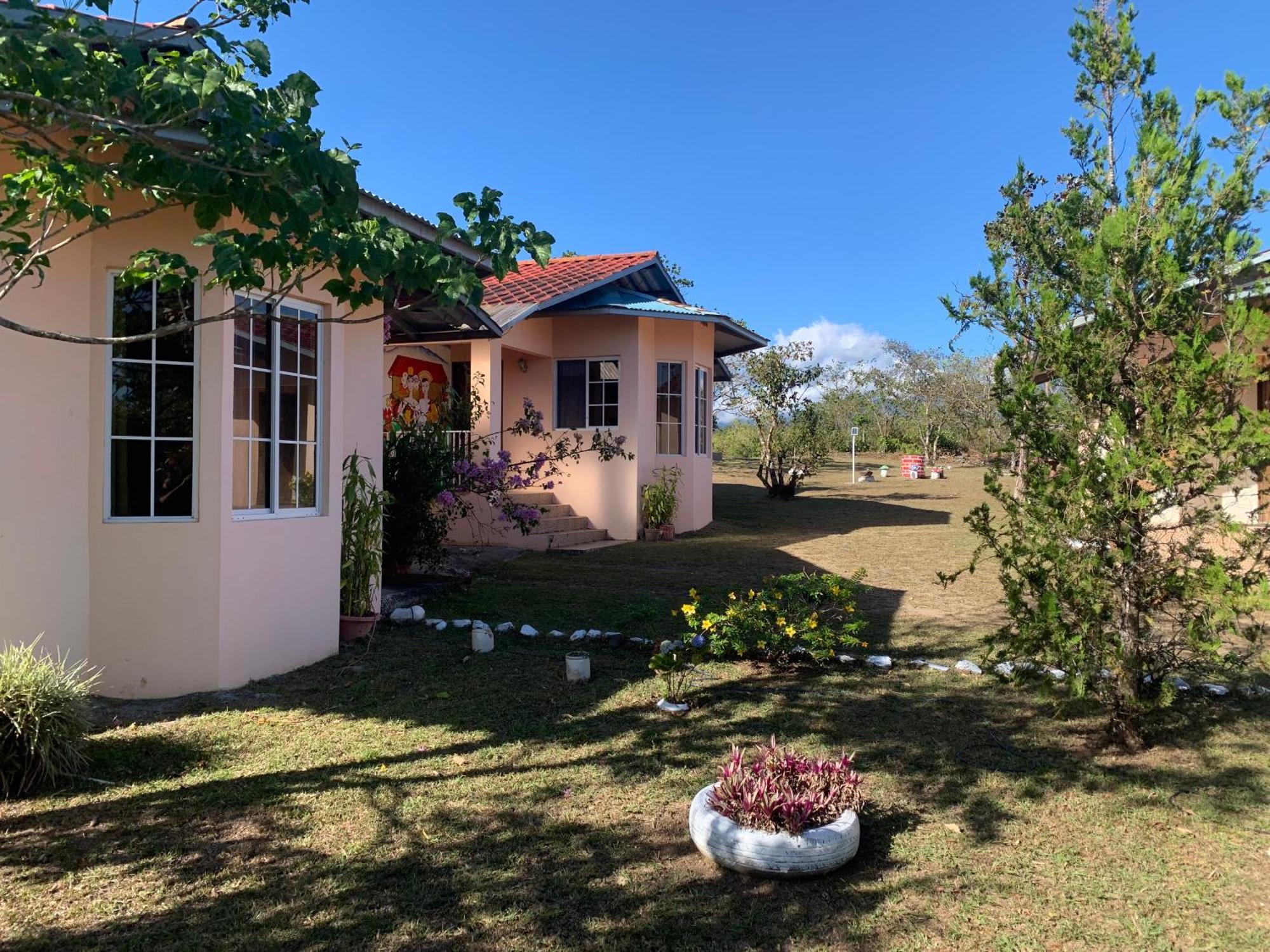 Linda Vista Cabins Бокете Экстерьер фото