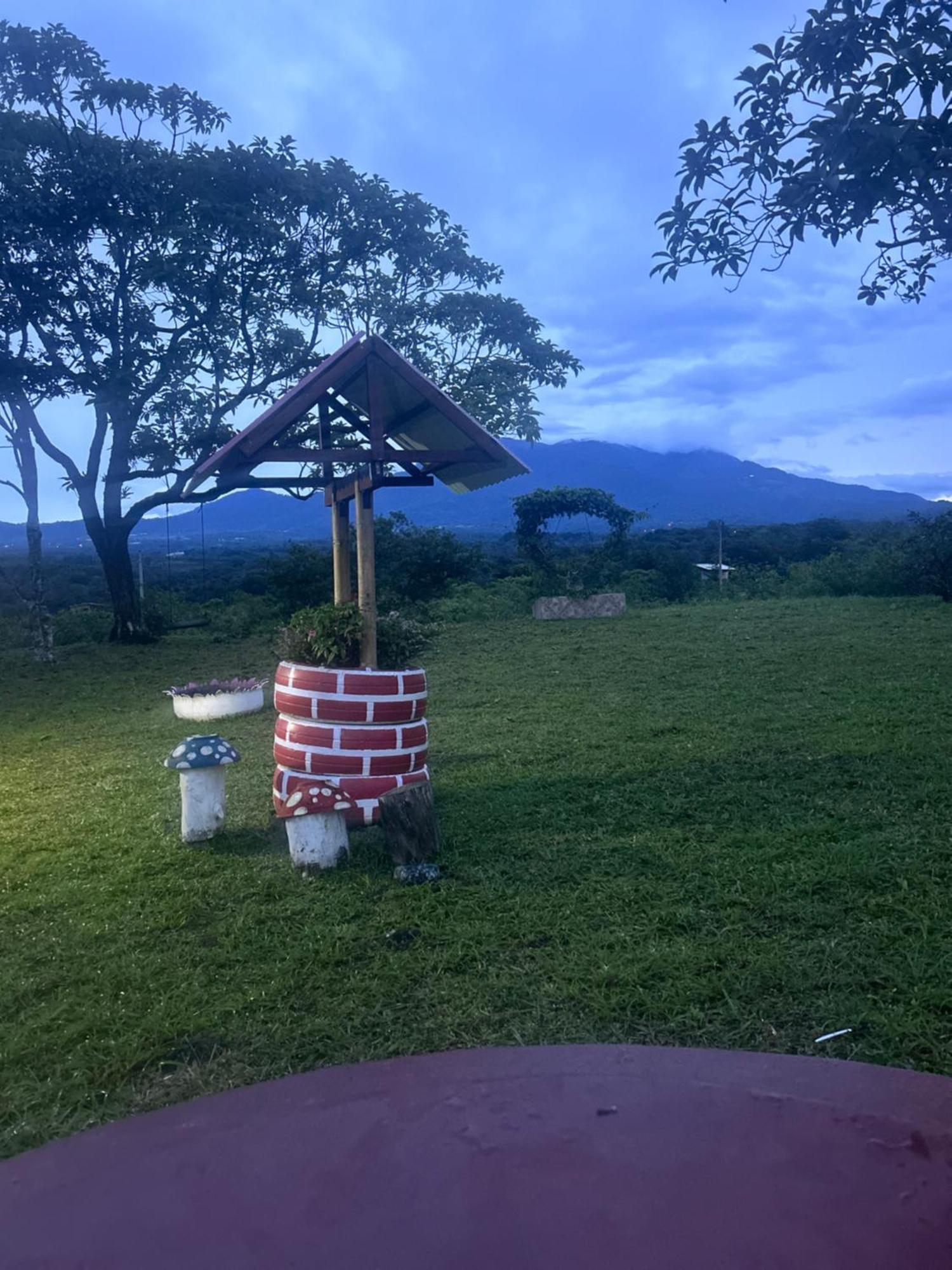 Linda Vista Cabins Бокете Экстерьер фото